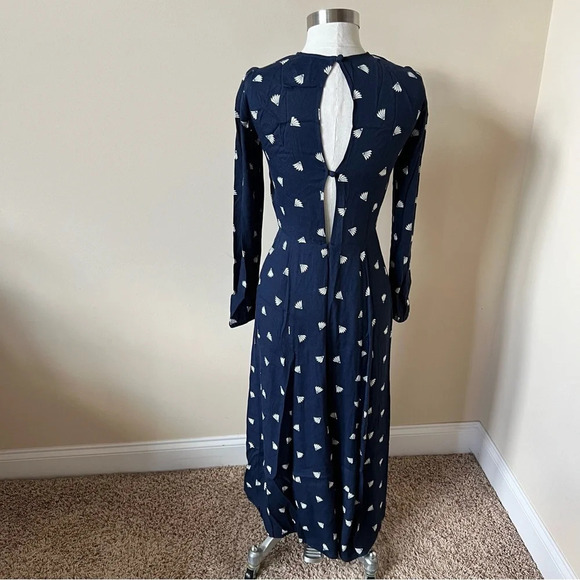 Reformation Vanessa patterned button back dress 17963 - Picture 9 of 14